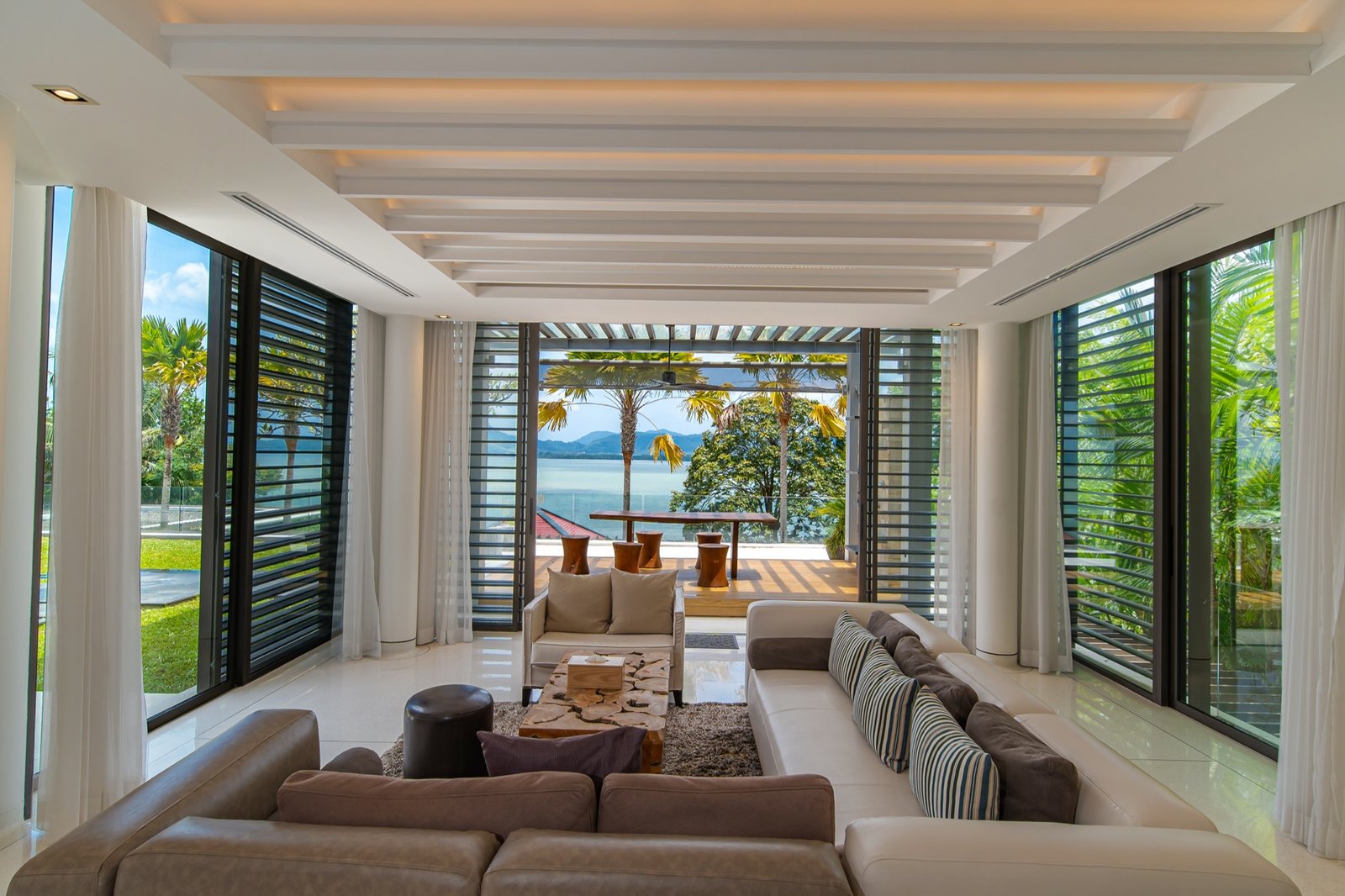 SEAVIEW CAPE YAMU