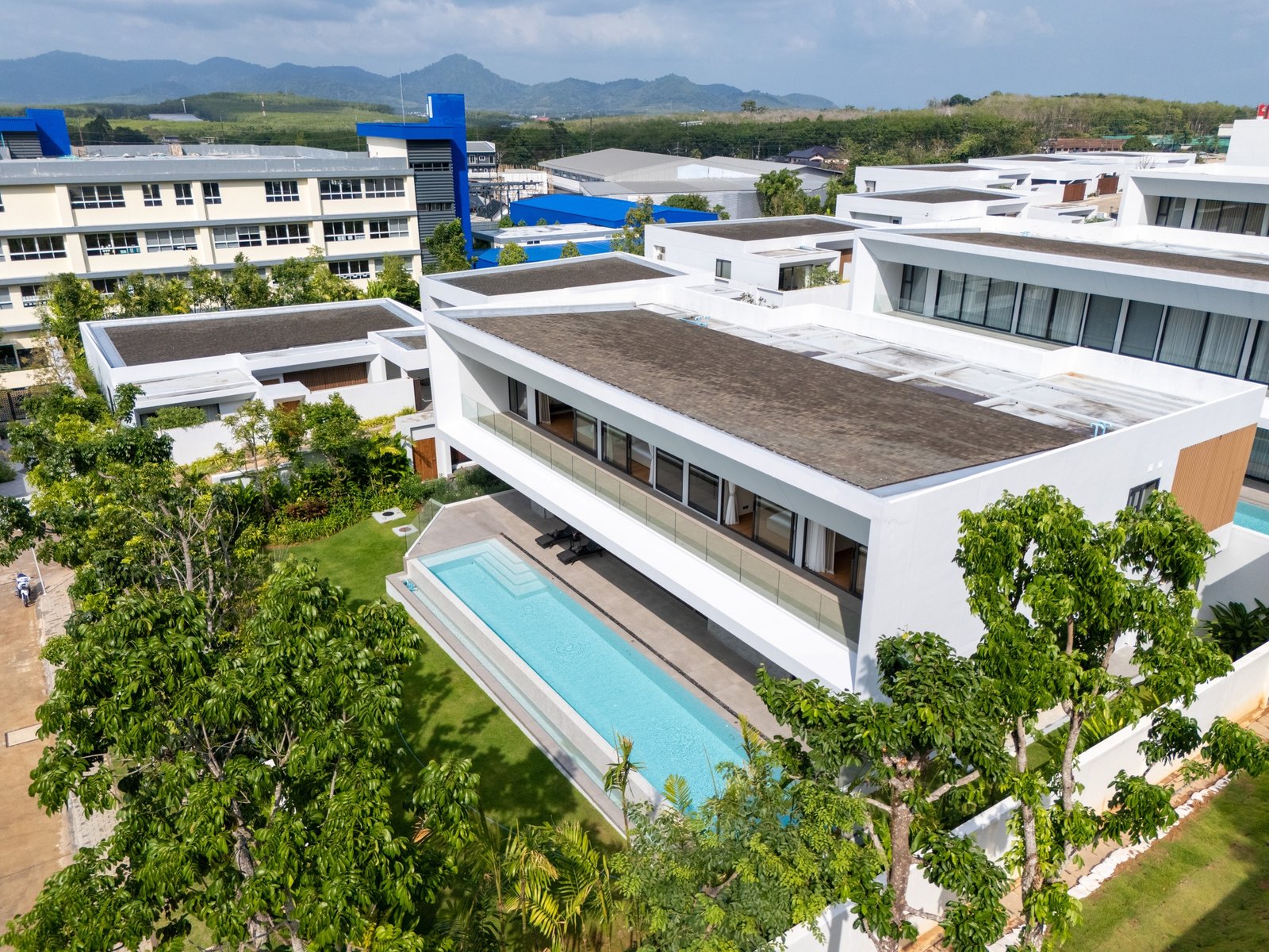 CLOVER VILLA