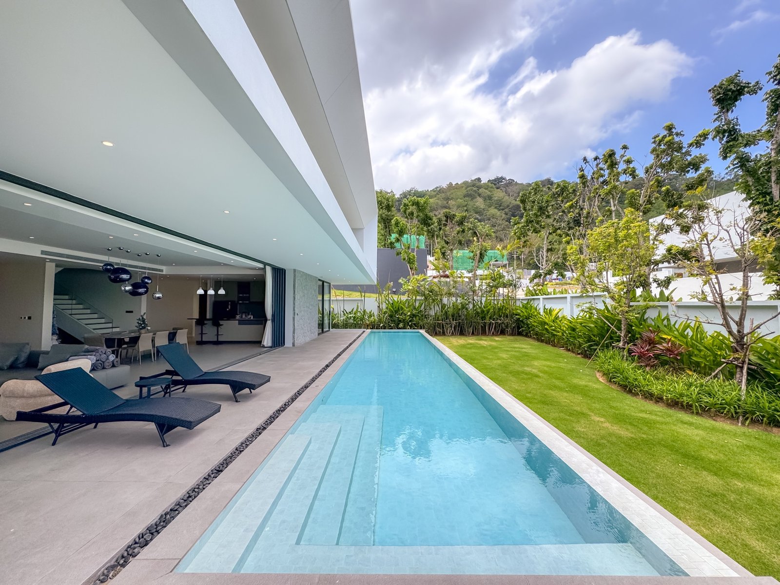 CLOVER VILLA